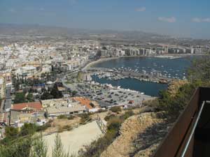 منظره شهر ساحلی آگیلاس در جنوبی ترین نقطه خاک اسپانیا