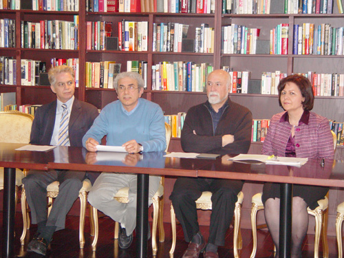 از راست: نسترن علیی، دکتر اسماعیل نوری علا، سعید چوبک و دکتر فرخ زندی