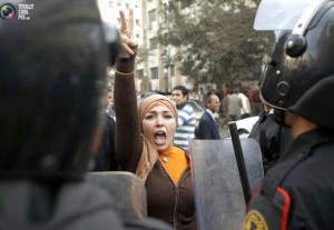 زنان مبارز مصری برای مطالبه ی حقوقشان از پا ننشستند