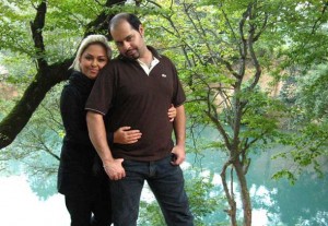 پیمان عارفی و همسرش زیبا صادق زاده 