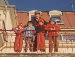 1977--trung-and-children