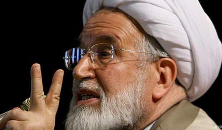 نامه مهدی کروبی؛ “استیضاح خامنه‌ای به سه اتهام مشخص”