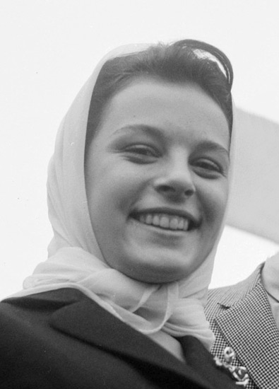 Hülya_Koçyi-it_1964