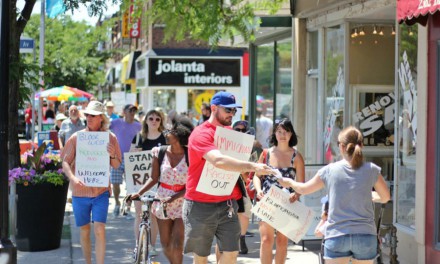تظاهرات در بلور غربی علیه نژادپرستی