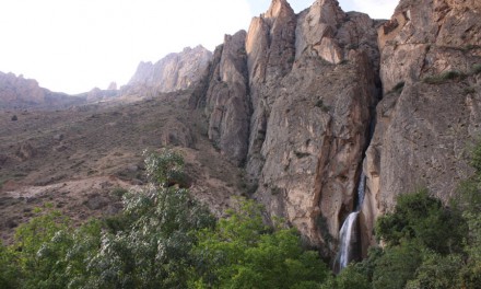 آبشار شاهاندشت؛  واپسین تخت‌گاه/جعفر سپهری