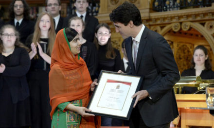 اهدای شهروندی افتخاری کانادا به ملاله یوسف زای، برنده ی نوبل صلح