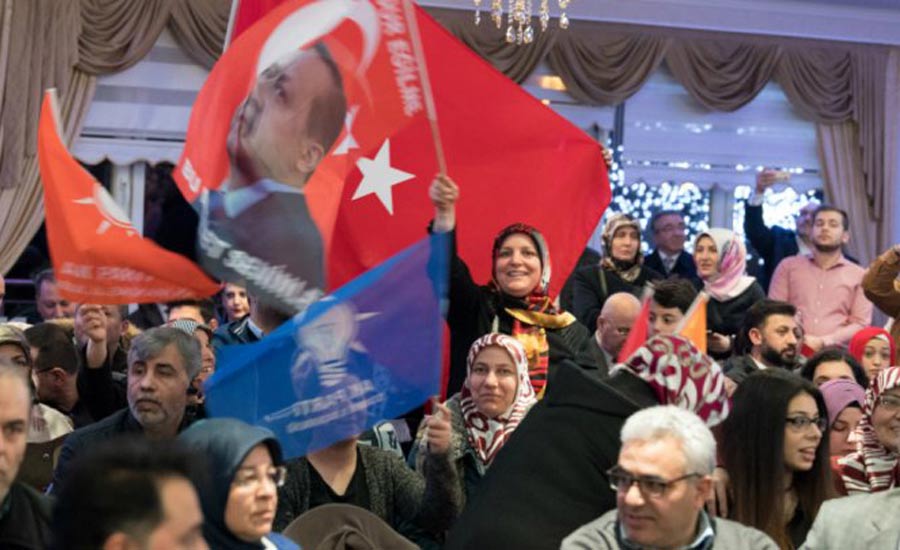 ترکیه و تلاطم های احتمالی پس از همه پرسی قانون اساسی/جواد طالعی