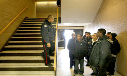 پایان حضور پلیس در دبیرستان های تورنتو