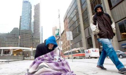 درخواست فوری جان توری برای افزایش میزان تخت خواب در پناهگاه های تورنتو