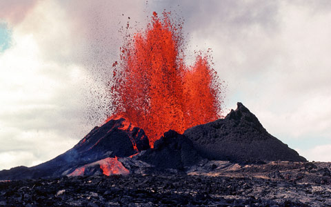 فوران آتشفشان کیلااویی شدت می گیرد