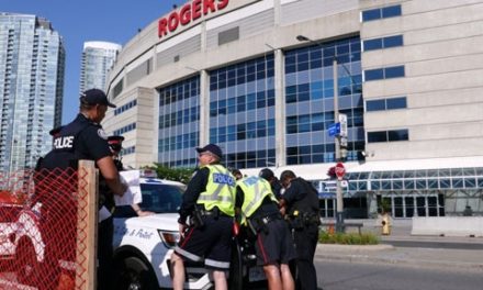 پلیس تورنتو: آسوده رفت و آمد کنید، شهر در امن و امان است