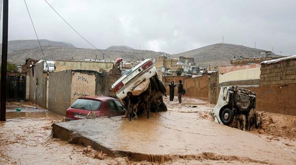 سیل در ایران: سیل به تهران رسید