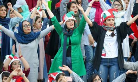 بازتاب نخستین حضور زنان ایران در ورزشگاه پس از چهار دهه ممنوعیت در رسانه‌های خارجی
