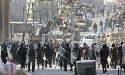 ادامه اعتراض‌های ضد‌دولتی در عراق؛ نیروهای امنیتی چهار معترض را کشتند