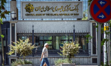 یک وعده نامحقق دیگر از جمهوری اسلامی: مجبور به پرداخت اقساط وام بانکی در این شرایط شده‌ایم